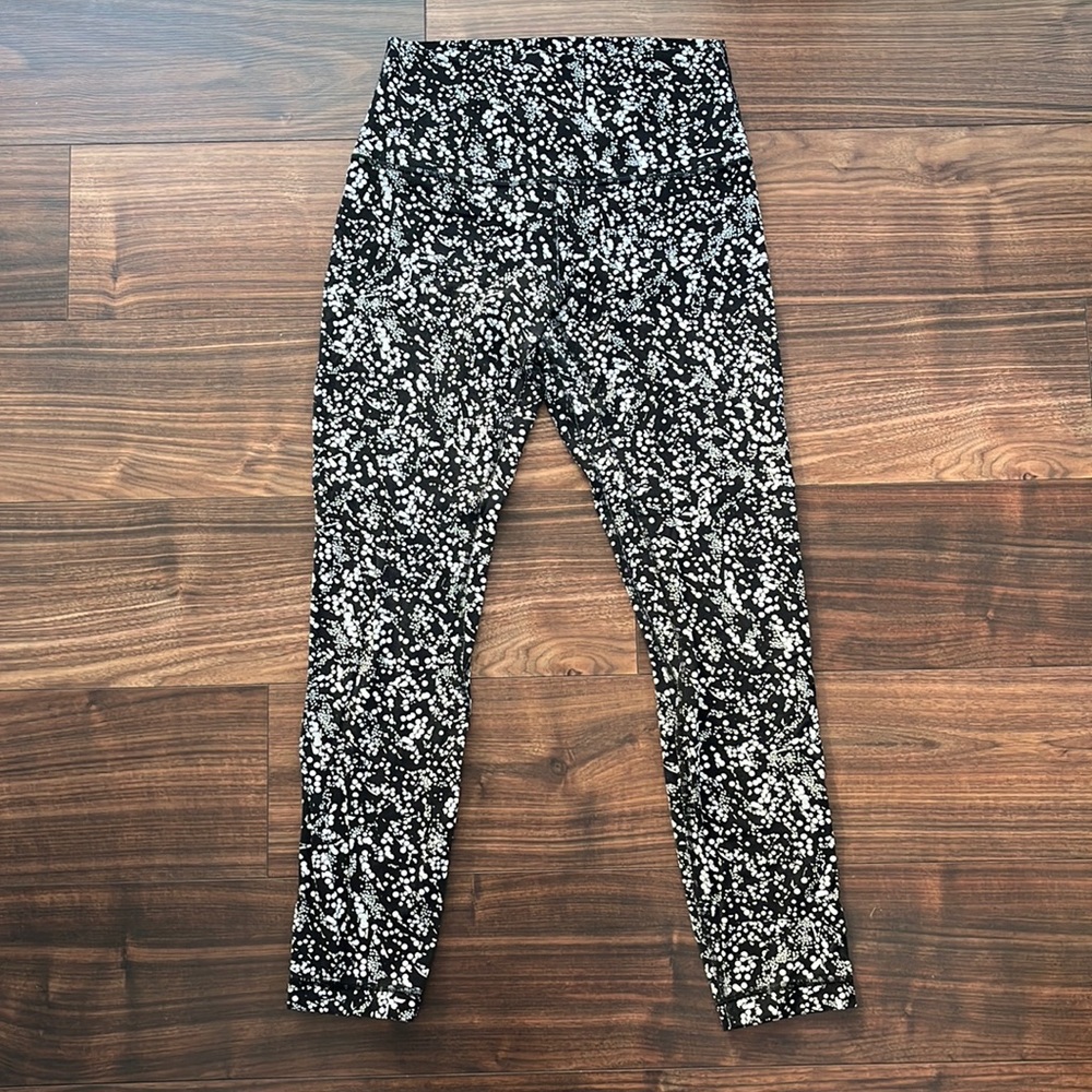 Lululemon Align - Size 6